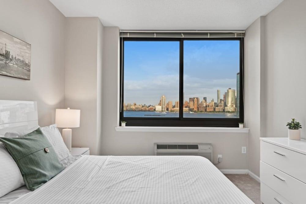 Global Luxury Suites At Metropolitan 泽西 外观 照片